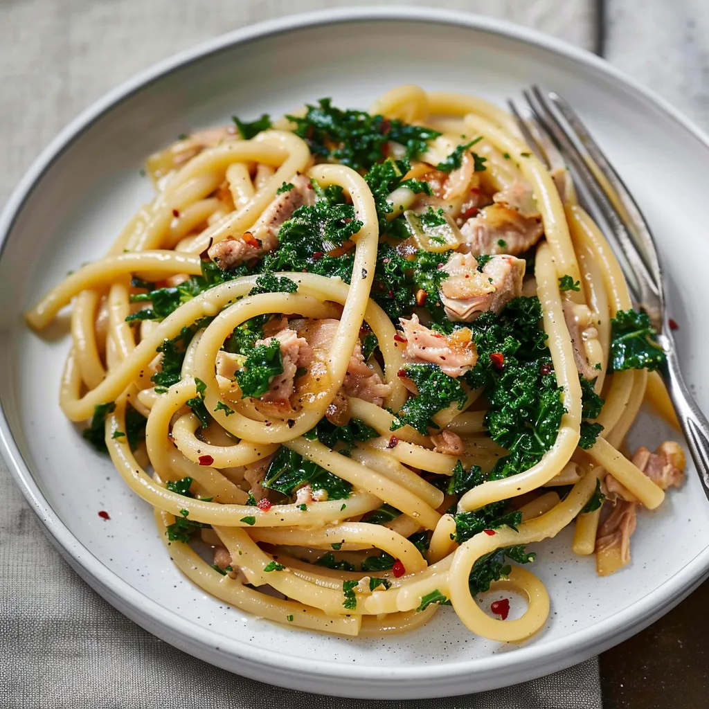 Thon, pâtes et kale